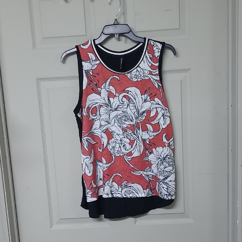 3/$30* Yumi Women's Multimedia Tank Top Floral White/Orange/Black Size Large